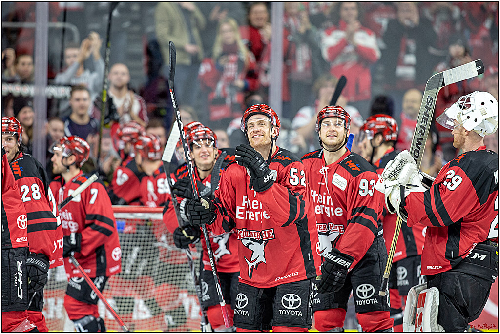 DEL; Koelner Haie - Schwenninger Wild Wings, 06.12.2018